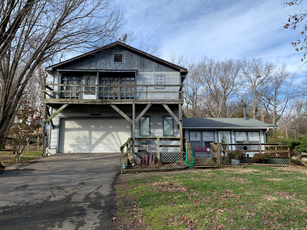 Real Estate (1) - Chupp's Auction Company