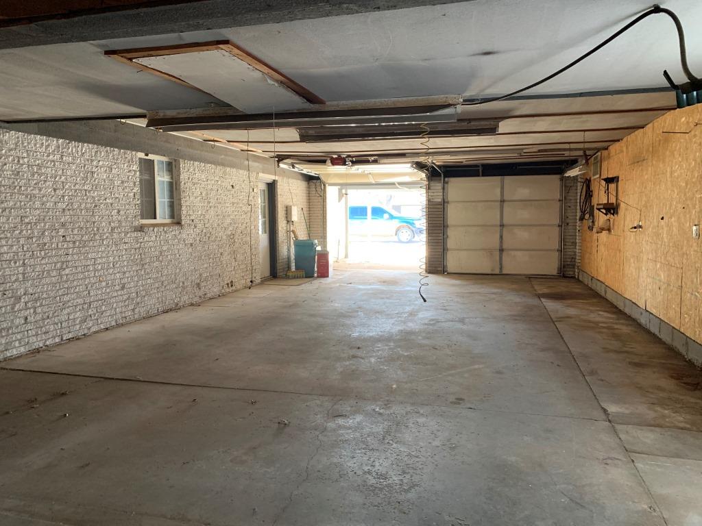 Real Estate Auction 6/8 BIXBY SCHOOL DISTRICT, Bixby, OK Global Auction Guide